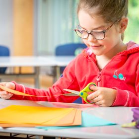 IMG102354_29909 Grundschulschere "Letter" spitz, 14 cm, Linkshänder-image