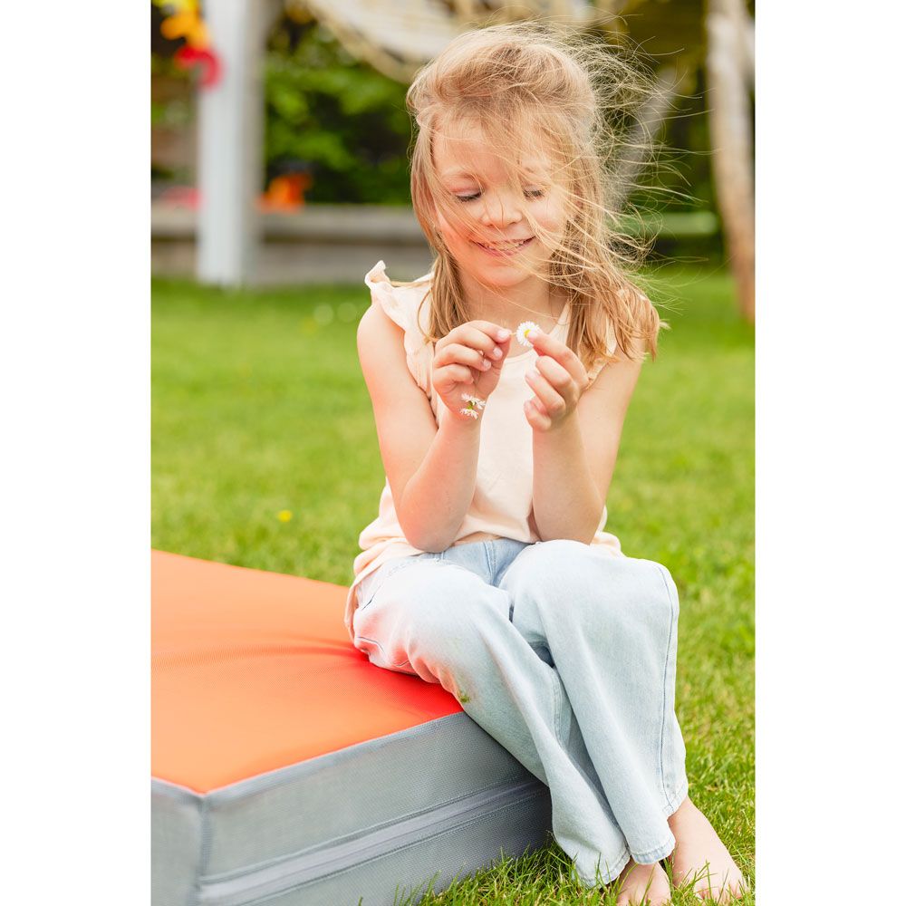 IMG102443_30559 Hüpfpolster Outdoor "M"-image