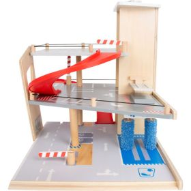 IMG101275_26074 Parkhaus Premium-image