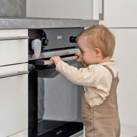 IMG102681_31484 Backofen-Kindersicherung-image