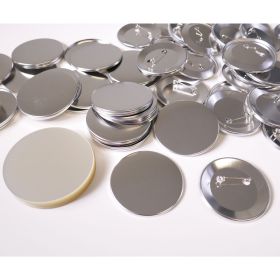 IMG102645_31346 100 Buttons mit Sicherheitsnadel-image