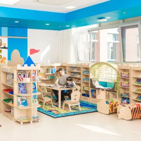 IMG102310_29714 Spiel- und Leseecke-image