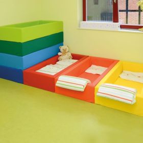 Schaumstoff-Bettchen groß, Farbe nach Wahl-image